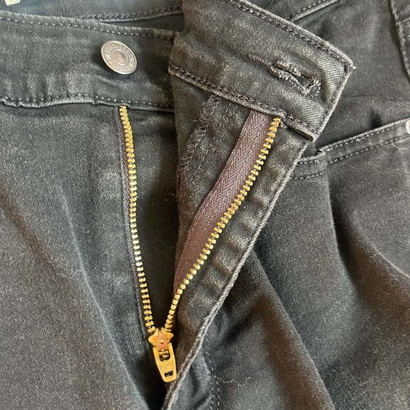 Levi's Black Skinny Jeans Classic Style - Picture 8 of 12